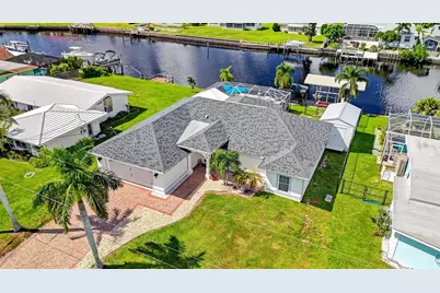 270 E Tarpon Boulevard NW, Port Charlotte, FL 33952 - Photo 1