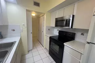 167 Easton Dr NW, Port Charlotte, FL 33952 - Photo 9