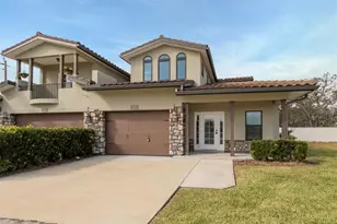 21004 Isola Bella Cir, Venice, FL 34292 - Photo 1