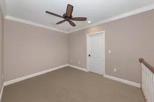21004 Isola Bella Cir, Venice, FL 34292 - Photo 9