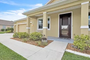 12933 SW Pembroke Cir S, Lake Suzy, FL 34269 - Photo 3