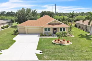 12933 SW Pembroke Cir S, Lake Suzy, FL 34269 - Photo 1