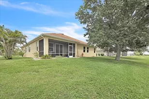 12933 SW Pembroke Cir S, Lake Suzy, FL 34269 - Photo 39