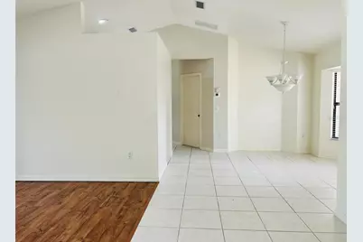 304 Pine Glen Court, Englewood, FL 34223 - Photo 9