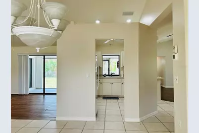 304 Pine Glen Court, Englewood, FL 34223 - Photo 11