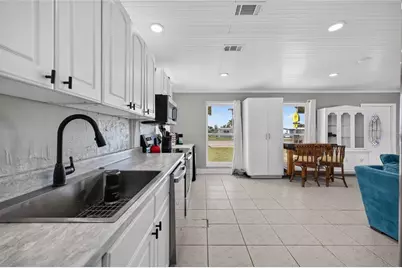 22080 Midway Boulevard, Port Charlotte, FL 33952 - Photo 9