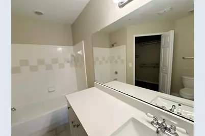 5531 Rosehill Road #201, Sarasota, FL 34233 - Photo 9