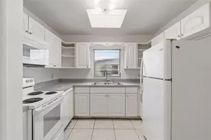 21928 Beverly Ave, Port Charlotte, FL 33952 - Photo 7