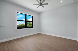 15301 Acorn Cir, Port Charlotte, FL 33981 - Photo 23