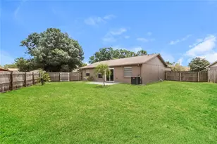 1002 Pinehaven Ct, Brandon, FL 33511 - Photo 15