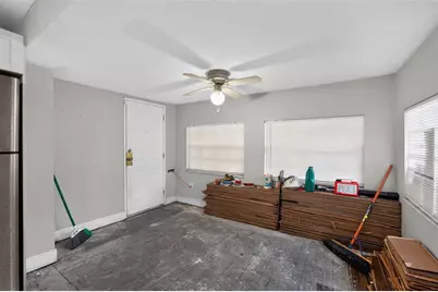 10109 Main Street, Thonotosassa, FL 33592 - Photo 13