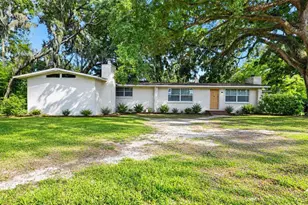10109 Main St, Thonotosassa, FL 33592 - Photo 1