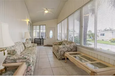 2100 Kings Highway #529, Port Charlotte, FL 33980 - Photo 17
