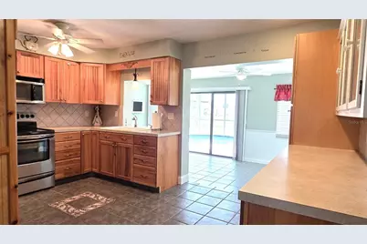 112 Sunnyside Street NW, Port Charlotte, FL 33952 - Photo 9