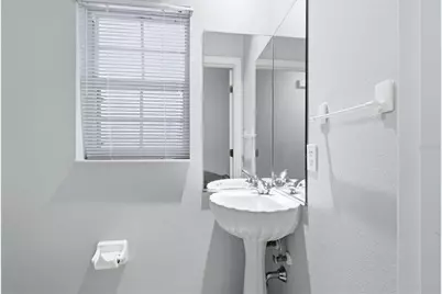 2310 64th Street Court W, Bradenton, FL 34209 - Photo 25