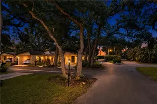 6947 Woodwind Dr, Sarasota, FL 34231 - Photo 3