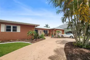 270 Belaire Ct, Punta Gorda, FL 33950 - Photo 1