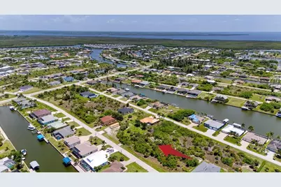 8123 Tracy Circle, Port Charlotte, FL 33981 - Photo 7