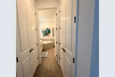 17697 Santorini Court, Venice, FL 34293 - Photo 11