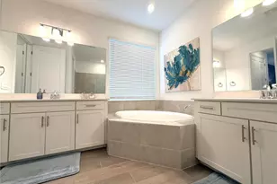 17697 Santorini Ct, Venice, FL 34293 - Photo 13