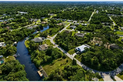 17394 Bayharbor Circle, Port Charlotte, FL 33948 - Photo 7