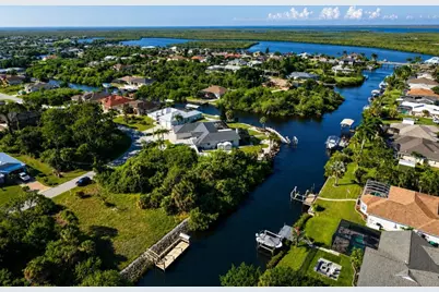 17394 Bayharbor Circle, Port Charlotte, FL 33948 - Photo 9