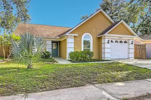 1032 Hardwood Dr, Valrico, FL 33596 - Photo 5