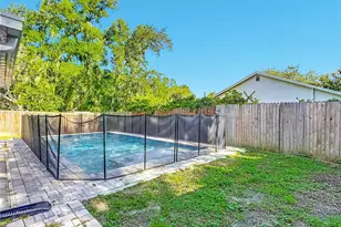 1032 Hardwood Dr, Valrico, FL 33596 - Photo 57
