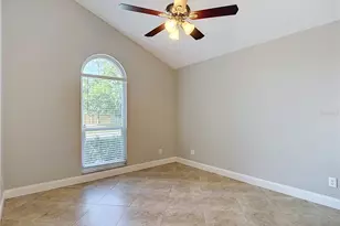 1032 Hardwood Dr, Valrico, FL 33596 - Photo 21