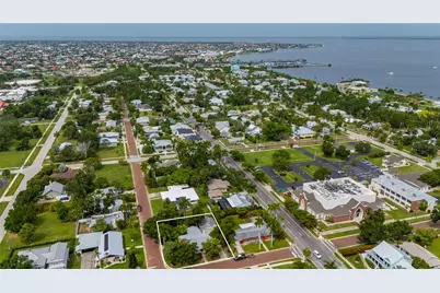 311 Gill Street, Punta Gorda, FL 33950 - Photo 1