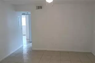 2524 Congress St, Fort Myers, FL 33901 - Photo 3