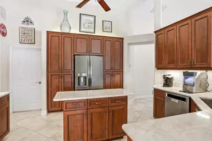 61 Pine Valley Ct, Rotonda West, FL 33947 - Photo 5
