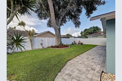 1439 Strada D Oro, Venice, FL 34292 - Photo 9