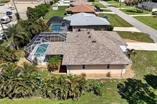 2683 Lakeshore Cir, Port Charlotte, FL 33952 - Photo 33