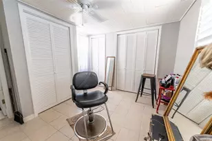 185 Winson Ave, Englewood, FL 34223 - Photo 17