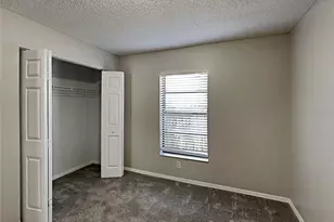 5500 Crissman Dr N, Saint Petersburg, FL 33714 - Photo 9