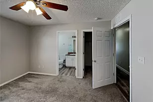 5500 Crissman Dr N, Saint Petersburg, FL 33714 - Photo 15