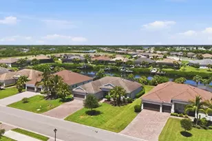 15040 Spanish Point Dr, Port Charlotte, FL 33981 - Photo 5