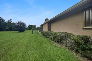26085 Concepcion Dr, Punta Gorda, FL 33983 - Photo 25