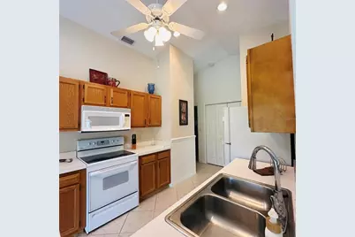 13412 SW Pembroke Circle N, Lake Suzy, FL 34269 - Photo 13