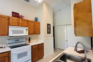 13412 SW Pembroke Cir N, Lake Suzy, FL 34269 - Photo 13