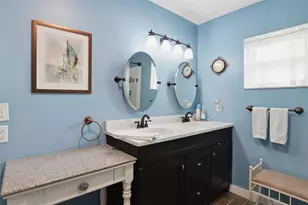 510 Circlewood Dr, Venice, FL 34293 - Photo 13