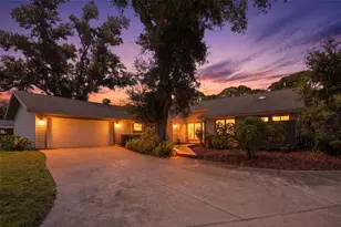 881 Pinto Cir, Nokomis, FL 34275 - Photo 1