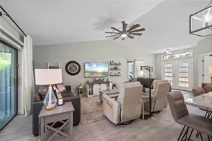 429 Londrina Dr, Punta Gorda, FL 33983 - Photo 11
