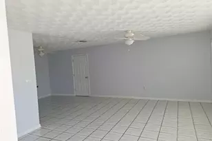 22191 New Rochelle Ave, Port Charlotte, FL 33952 - Photo 7