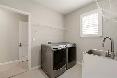 5715 Woodland Sage Drive, Sarasota, FL 34238 - Photo 35