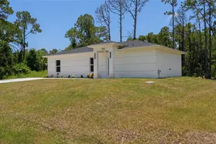 1120 Ravenswood St E, Lehigh Acres, FL 33974 - Photo 3