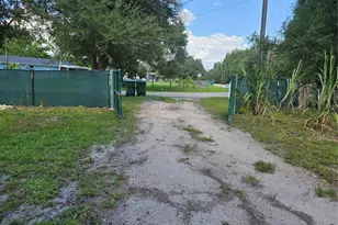 5302 Swaying Palm Dr, Punta Gorda, FL 33982 - Photo 13