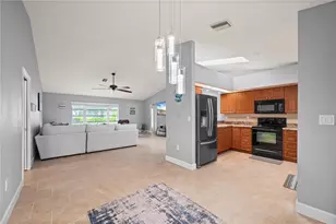 581 Encarnacion St, Punta Gorda, FL 33983 - Photo 11