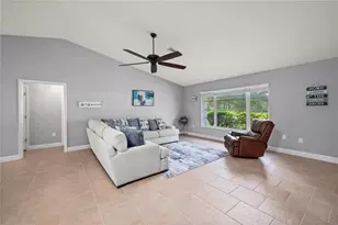 581 Encarnacion St, Punta Gorda, FL 33983 - Photo 9